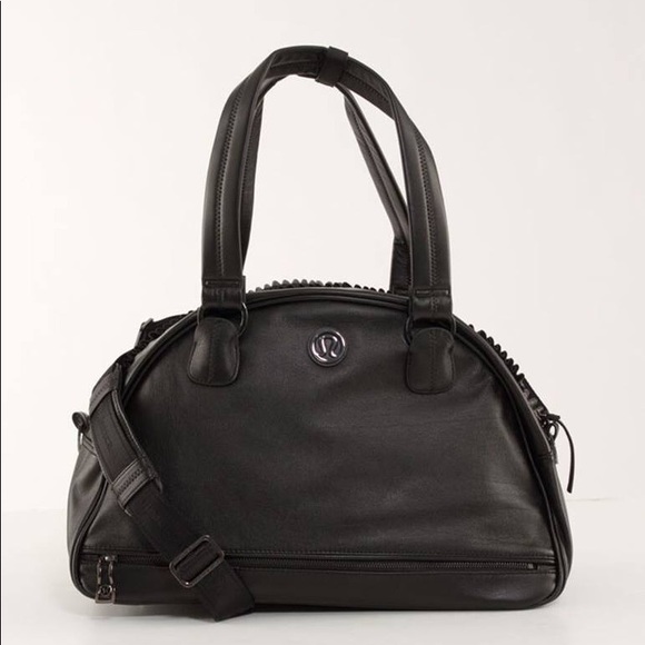 lululemon athletica Handbags - Lululemon Luxe Ruffle Duffle